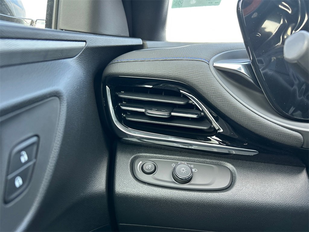 2026 BUICK ENVISTA - Image 16