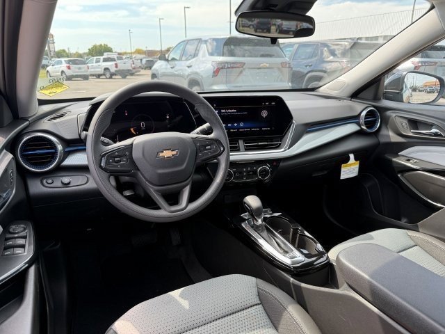 2026 Chevrolet Trax LT photo 14