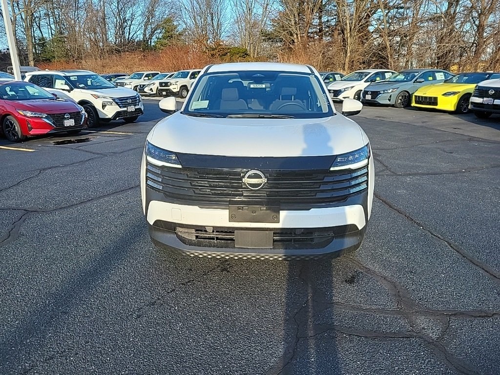 2025 Nissan Kicks SV photo 6