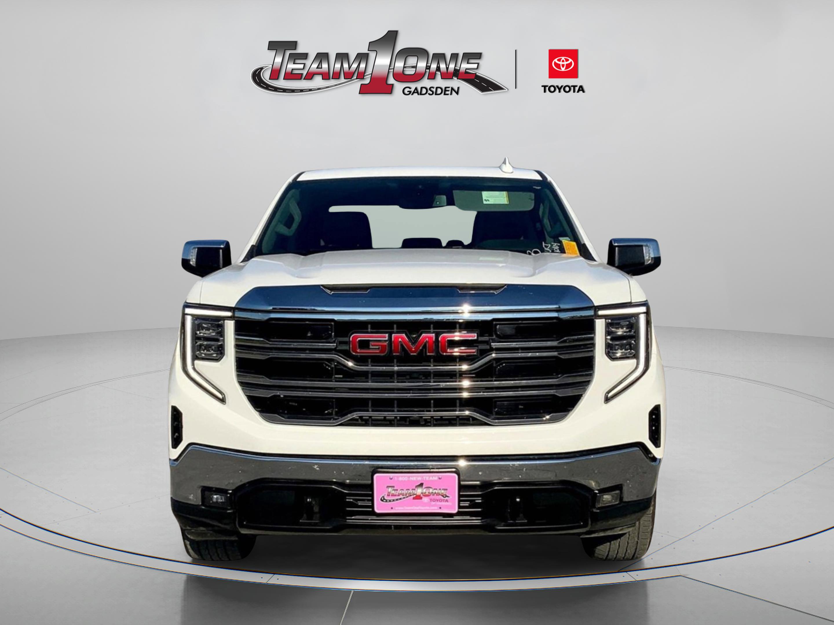 2024 Gmc Sierra 1500 SLT photo 2