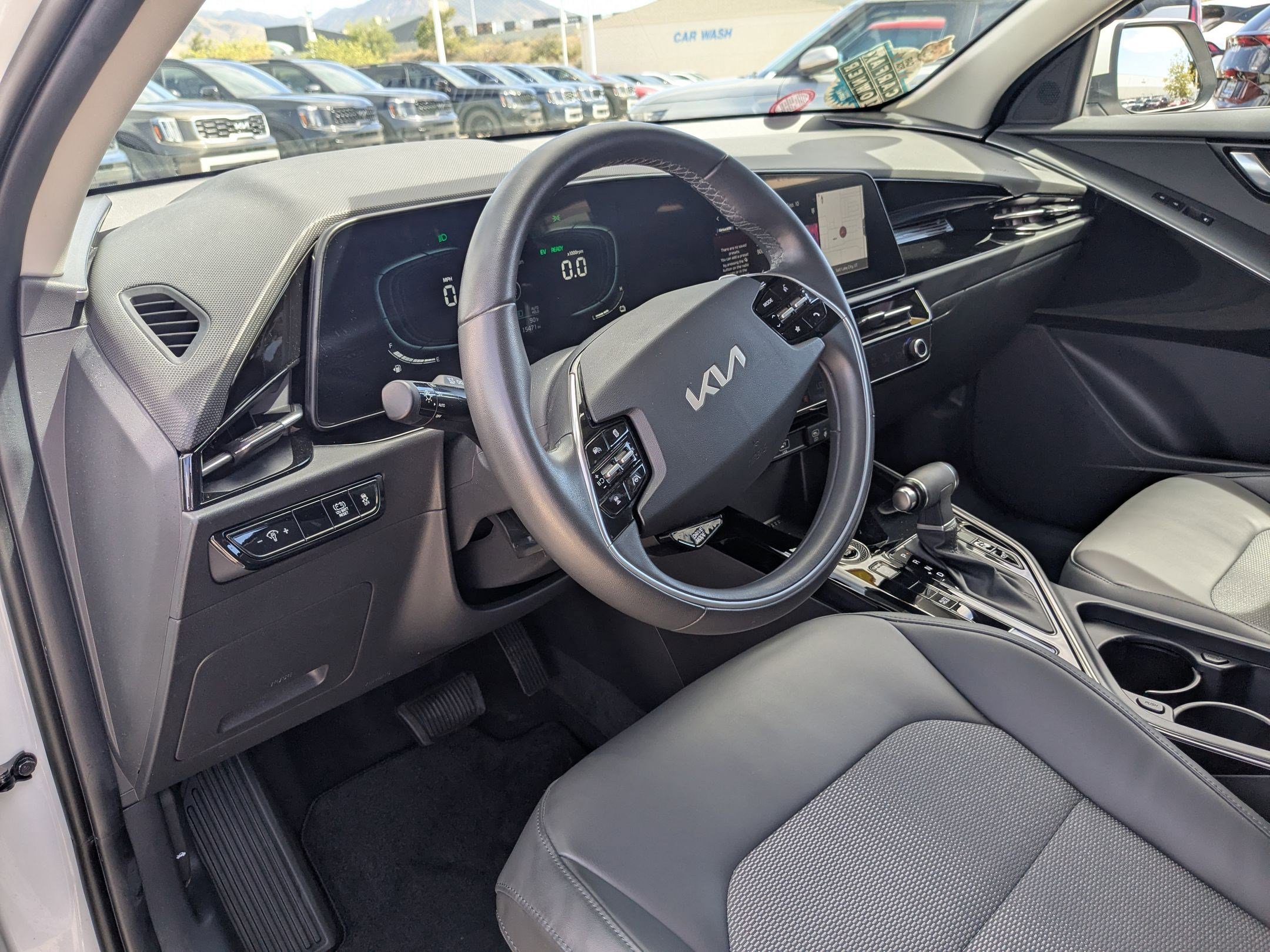 2023 Kia Niro EX photo 11