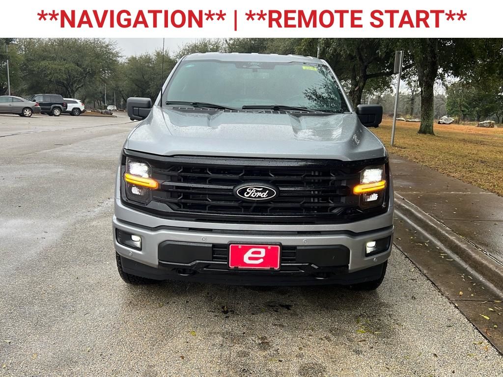 2025 Ford F-150 XLT photo 2