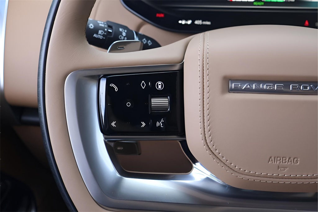 2025 Land Rover Range Rover SE photo 20