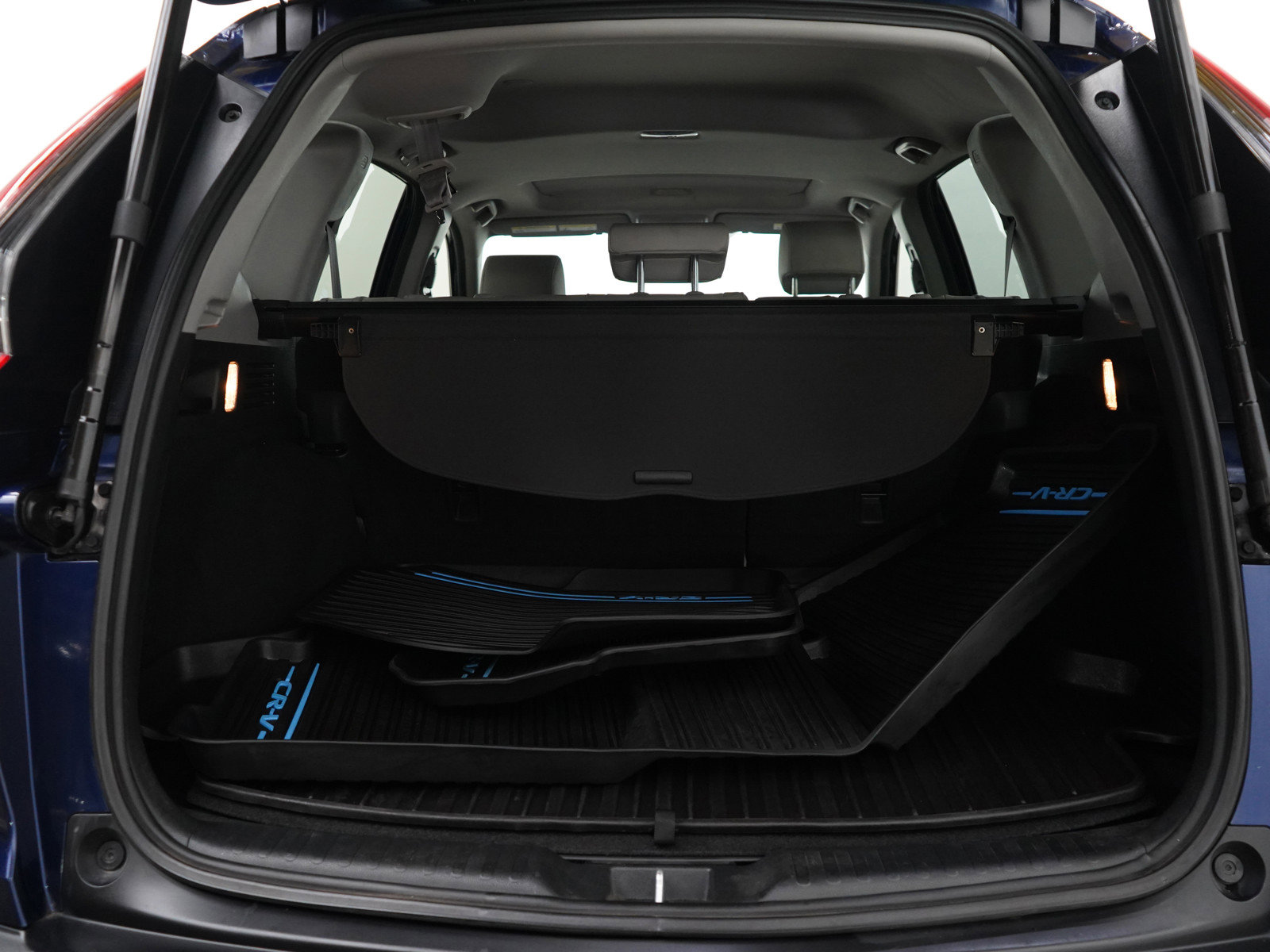 2022 Honda CR-V Hybrid Touring photo 14