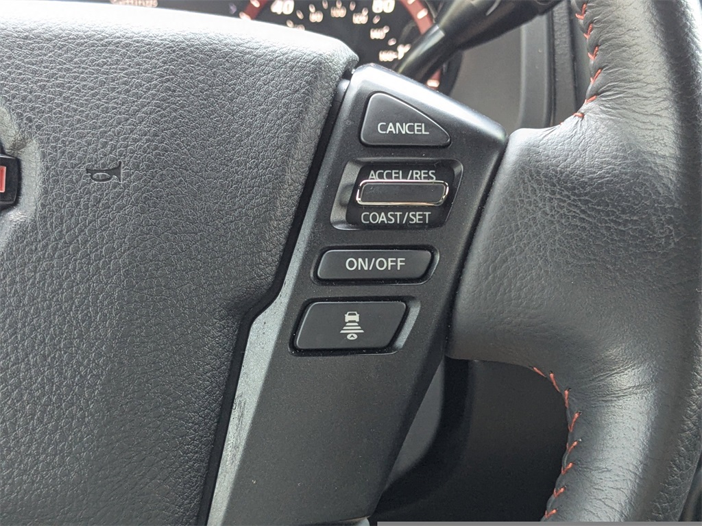 2024 Nissan Titan PRO-4X photo 29