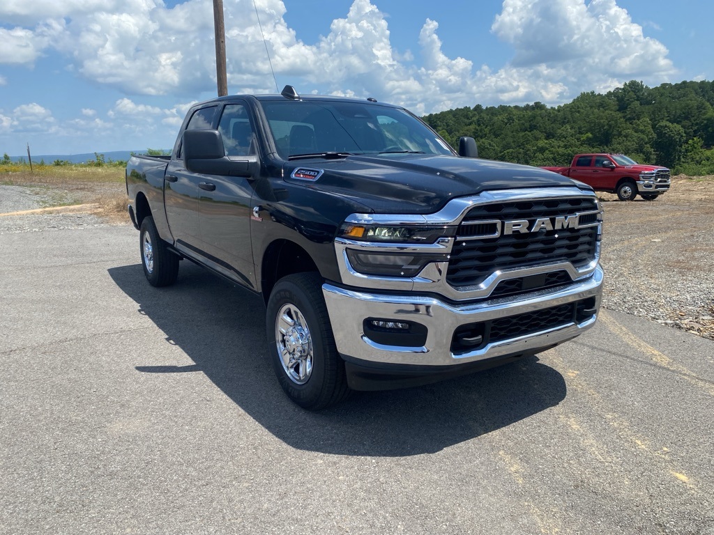 2025 Ram 2500 Tradesman photo 3