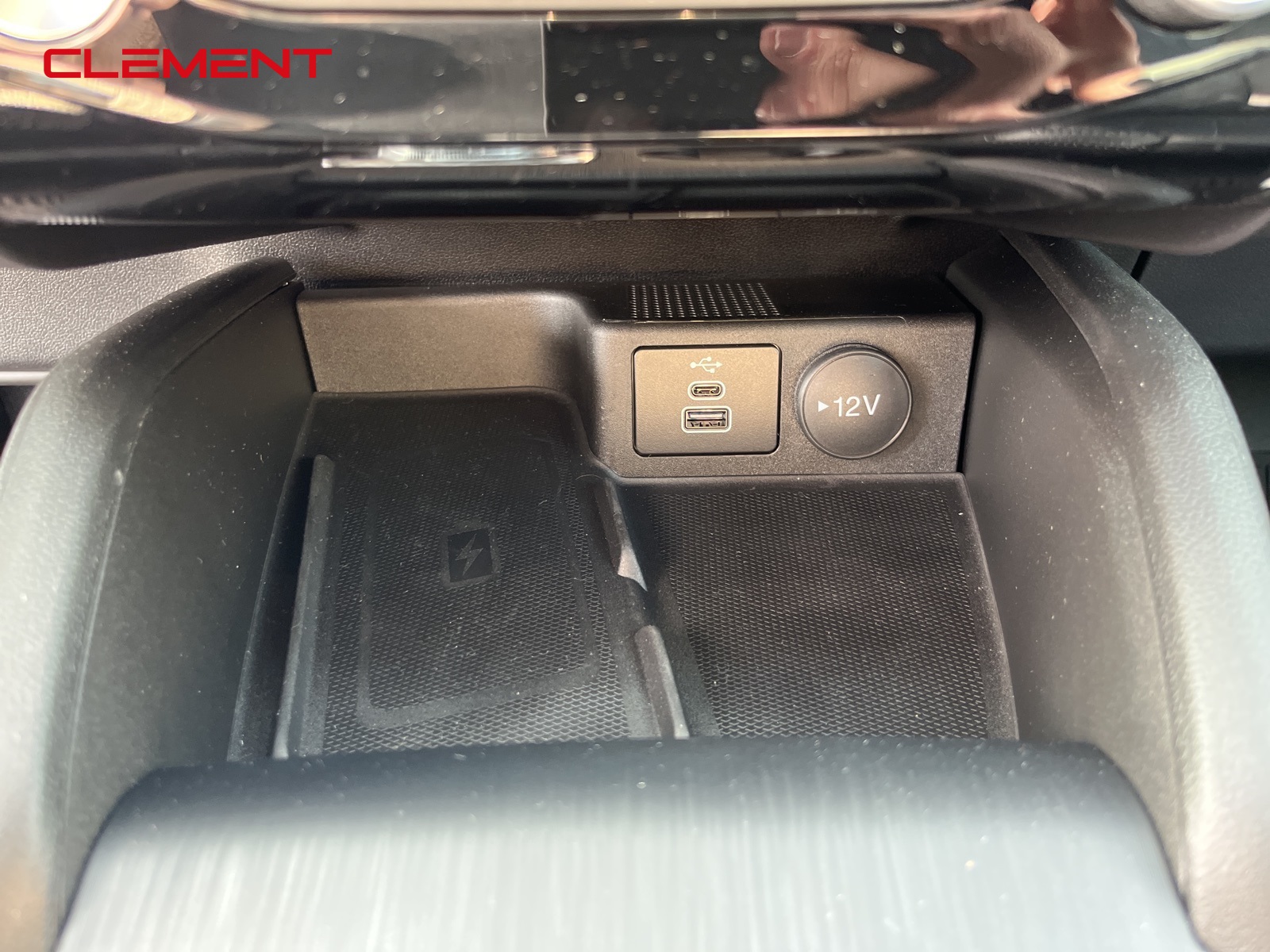 2024 Ford Escape Premium photo 13