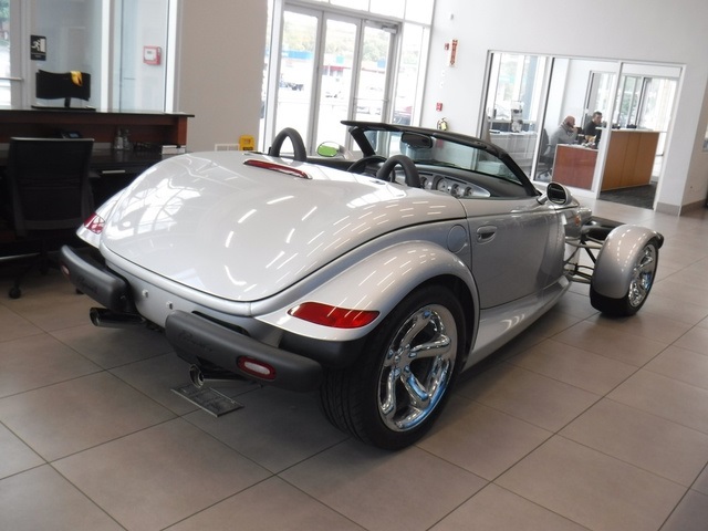 2000 Plymouth Prowler Base photo 12