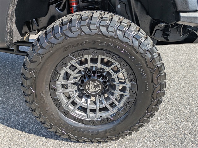 2025 Ford F-250 Lariat photo 11