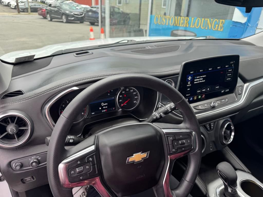 2025 Chevrolet Blazer 2LT photo 22