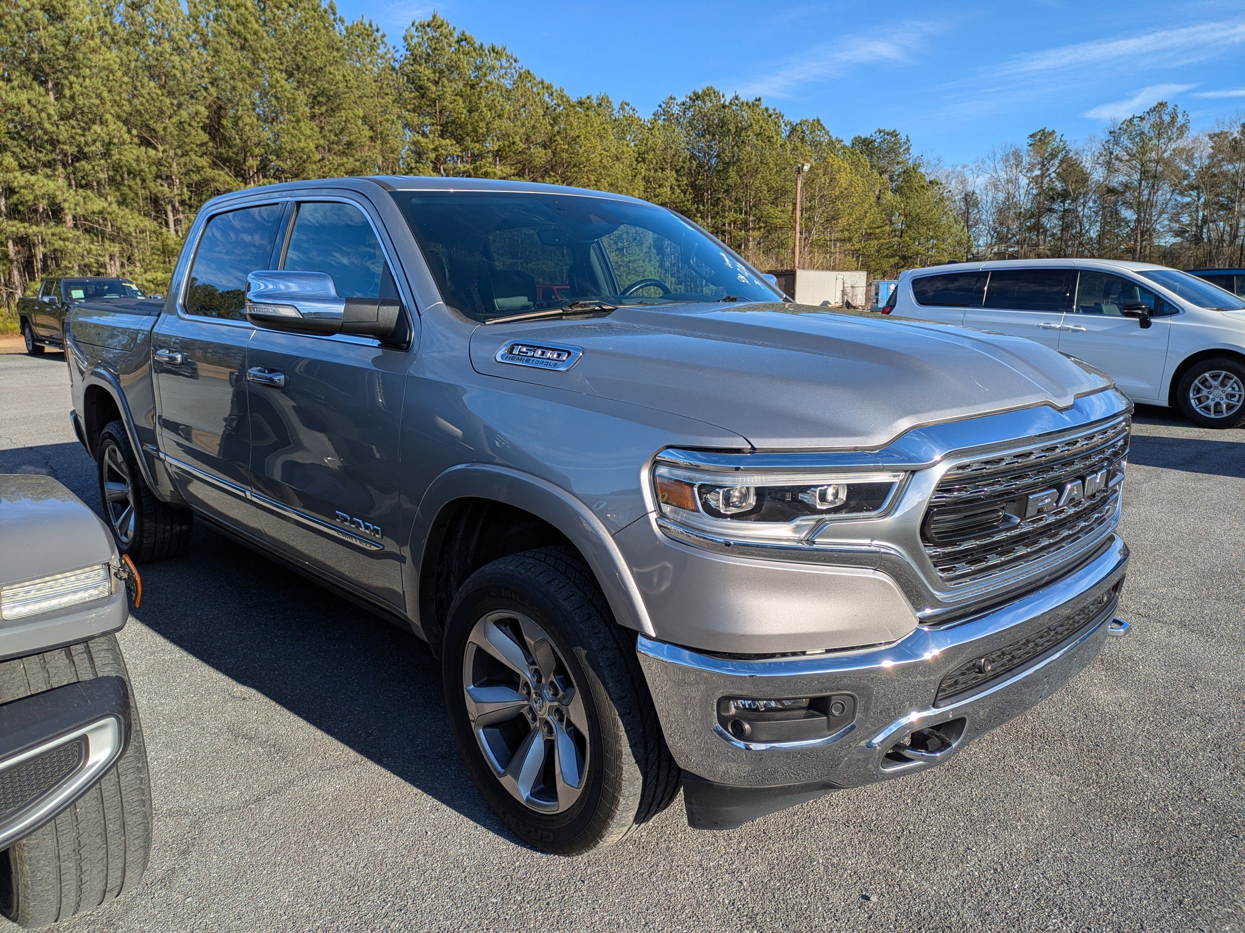 2022 RAM Ram 1500 Pickup Limited's photo