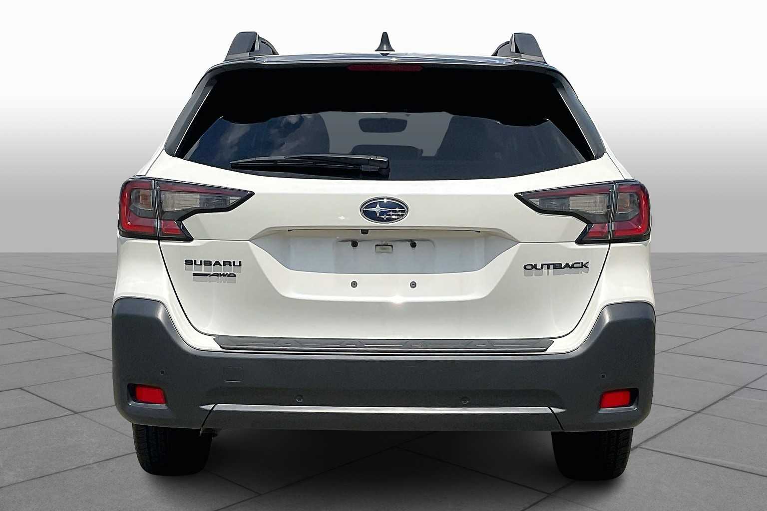 2024 Subaru Outback Onyx Edition photo 4