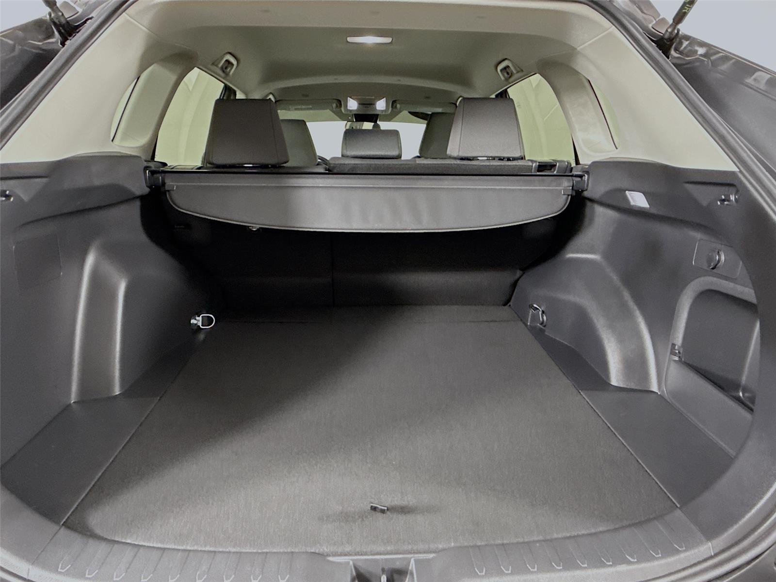 2024 Toyota RAV4 Hybrid XLE photo 35