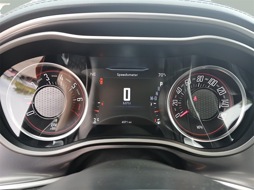 2022 Dodge Challenger GT photo 13