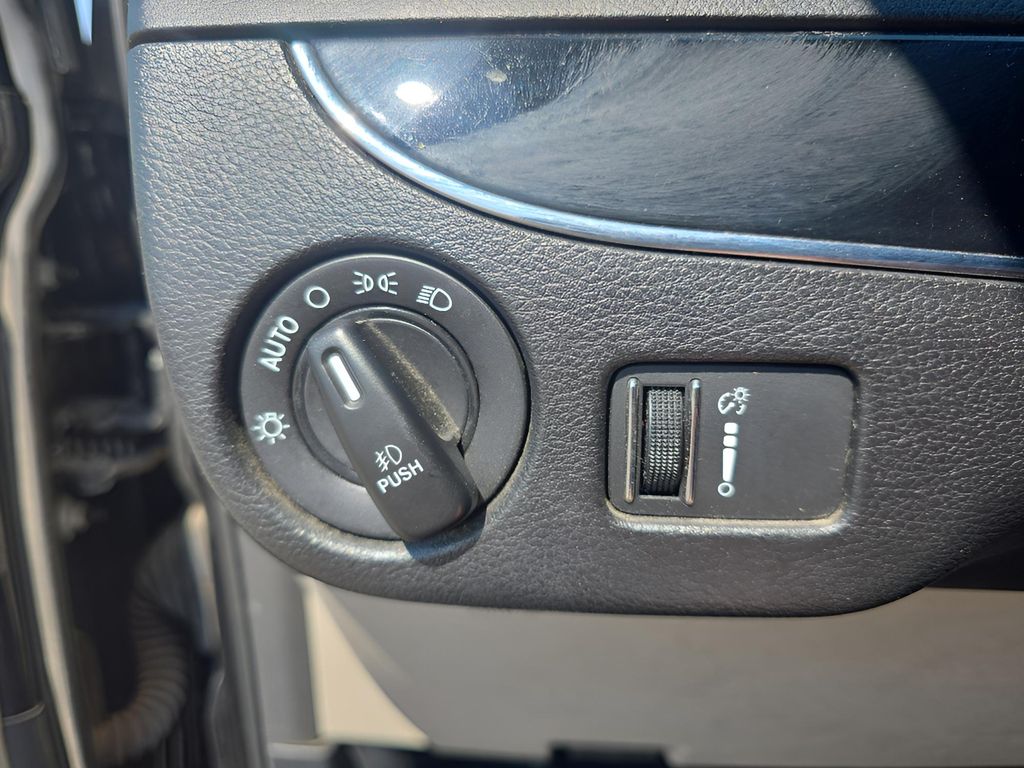 2020 Dodge Grand Caravan SXT photo 12