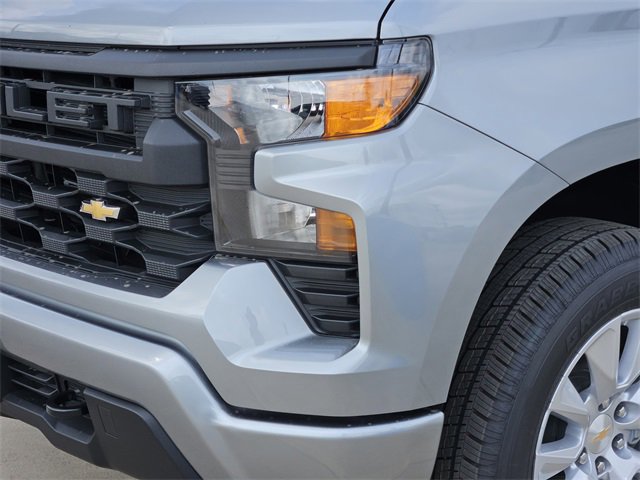 2026 Chevrolet Silverado 1500 Custom photo 4
