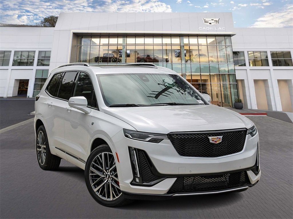 2025 Cadillac XT6 Sport's photo