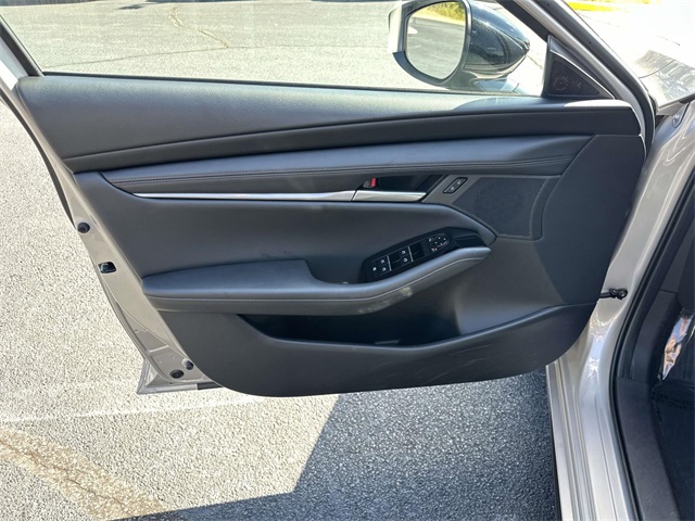 2025 Mazda Mazda3 2.5 Select Sport photo 26