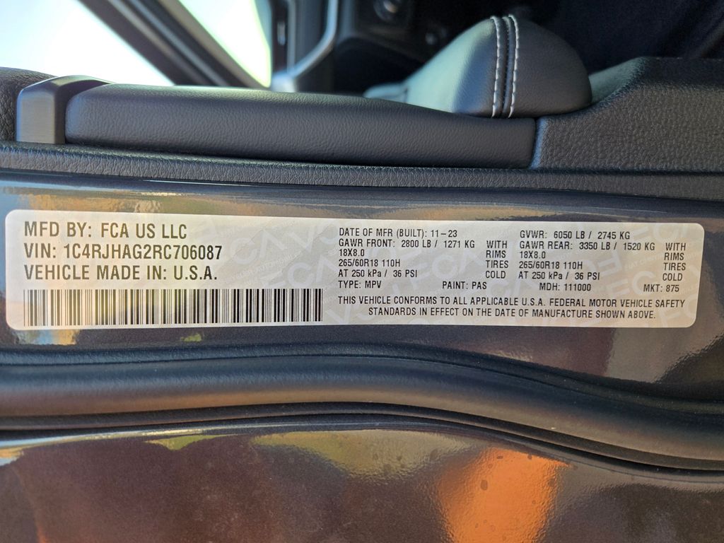 2024 Jeep Grand Cherokee Laredo X photo 30