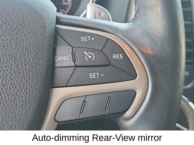 2015 Jeep Grand Cherokee Limited photo 26