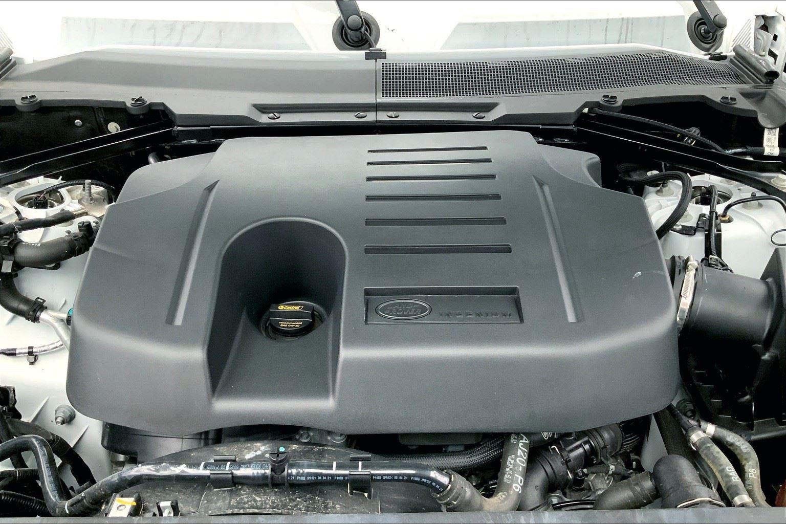2022 Land Rover Defender X-Dynamic HSE 110 photo 9