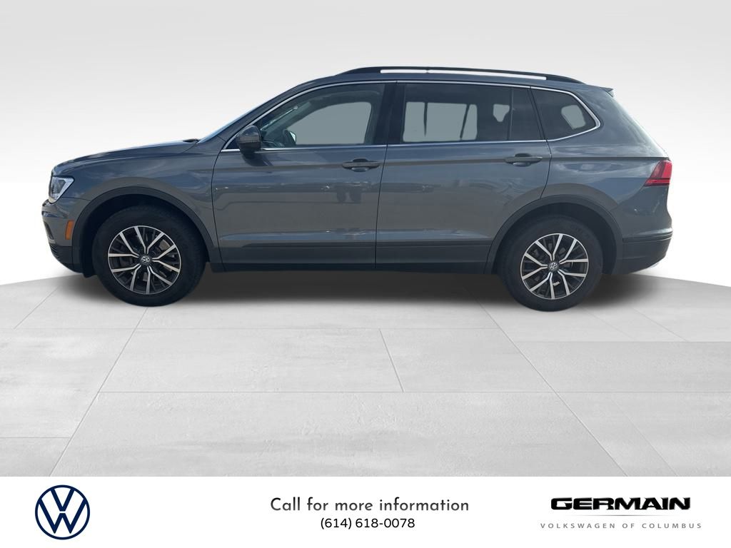 2019 Volkswagen Tiguan SEL R-Line photo 2