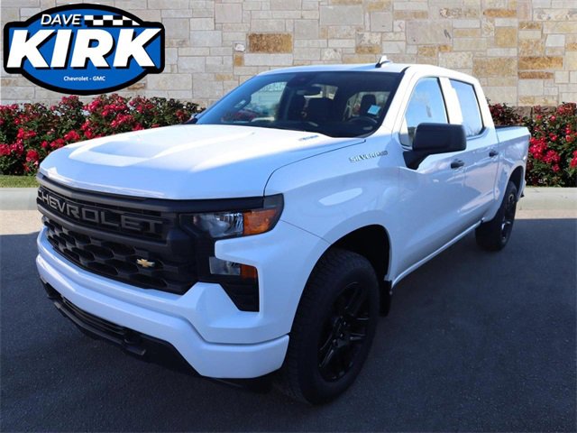 2025 Chevrolet Silverado 1500 Custom photo 3