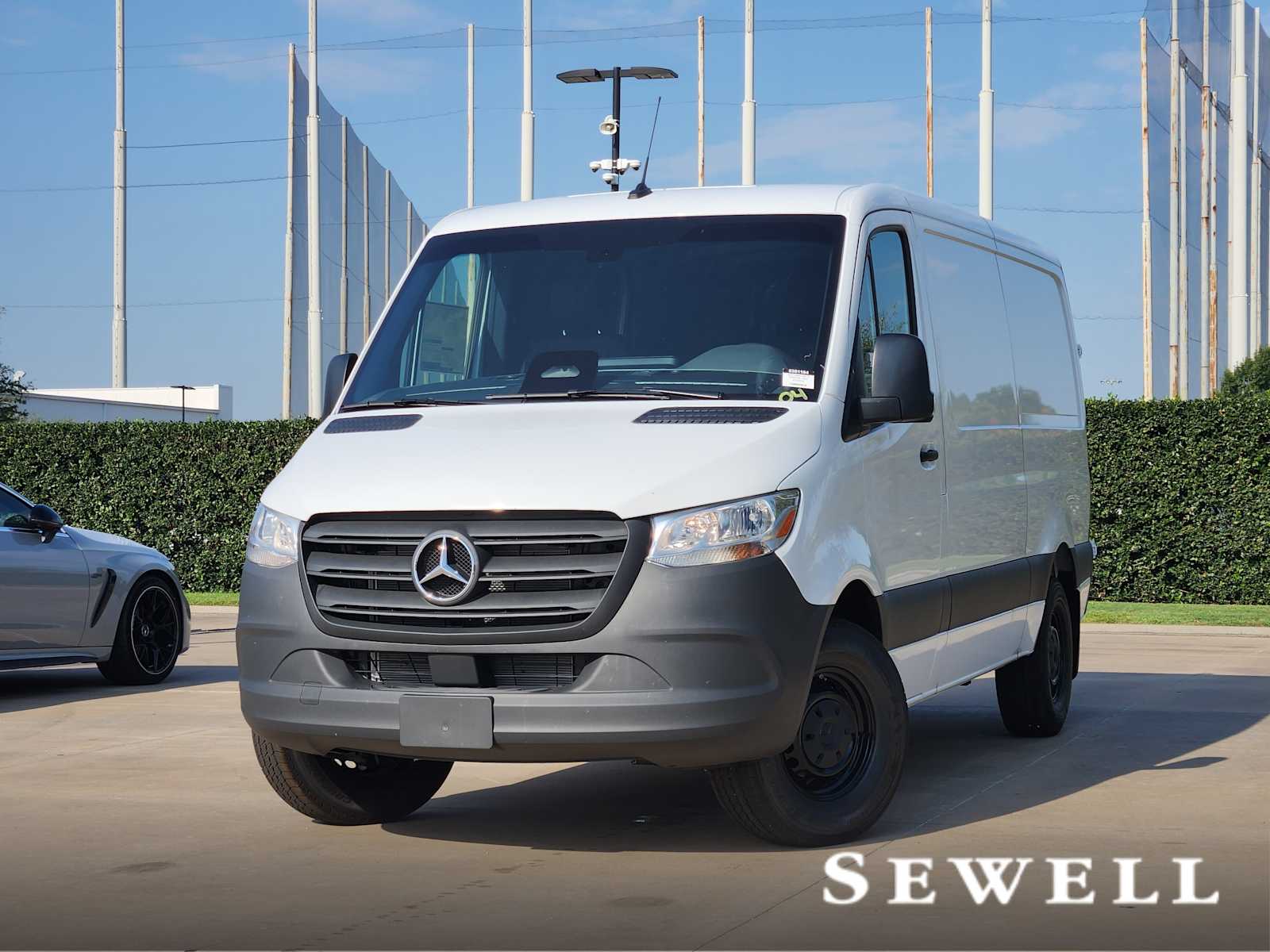 2025 Mercedes-Benz Sprinter Cargo Van Base's photo