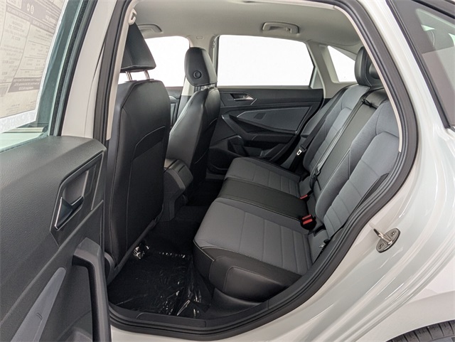 2025 Volkswagen Jetta 1.5T SE photo 7