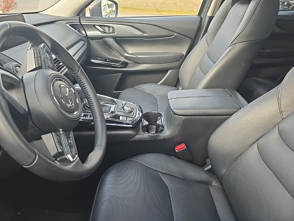 2023 Mazda CX-9 Touring photo 2