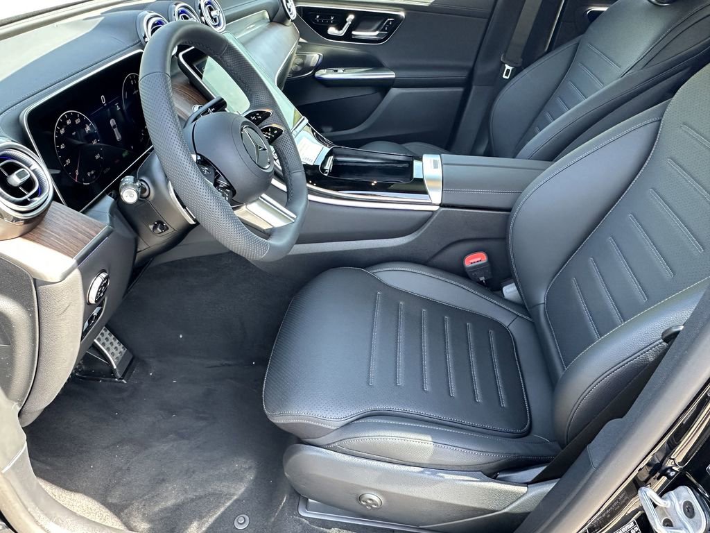 2025 Mercedes Benz GLC 350e 4MATIC photo 10