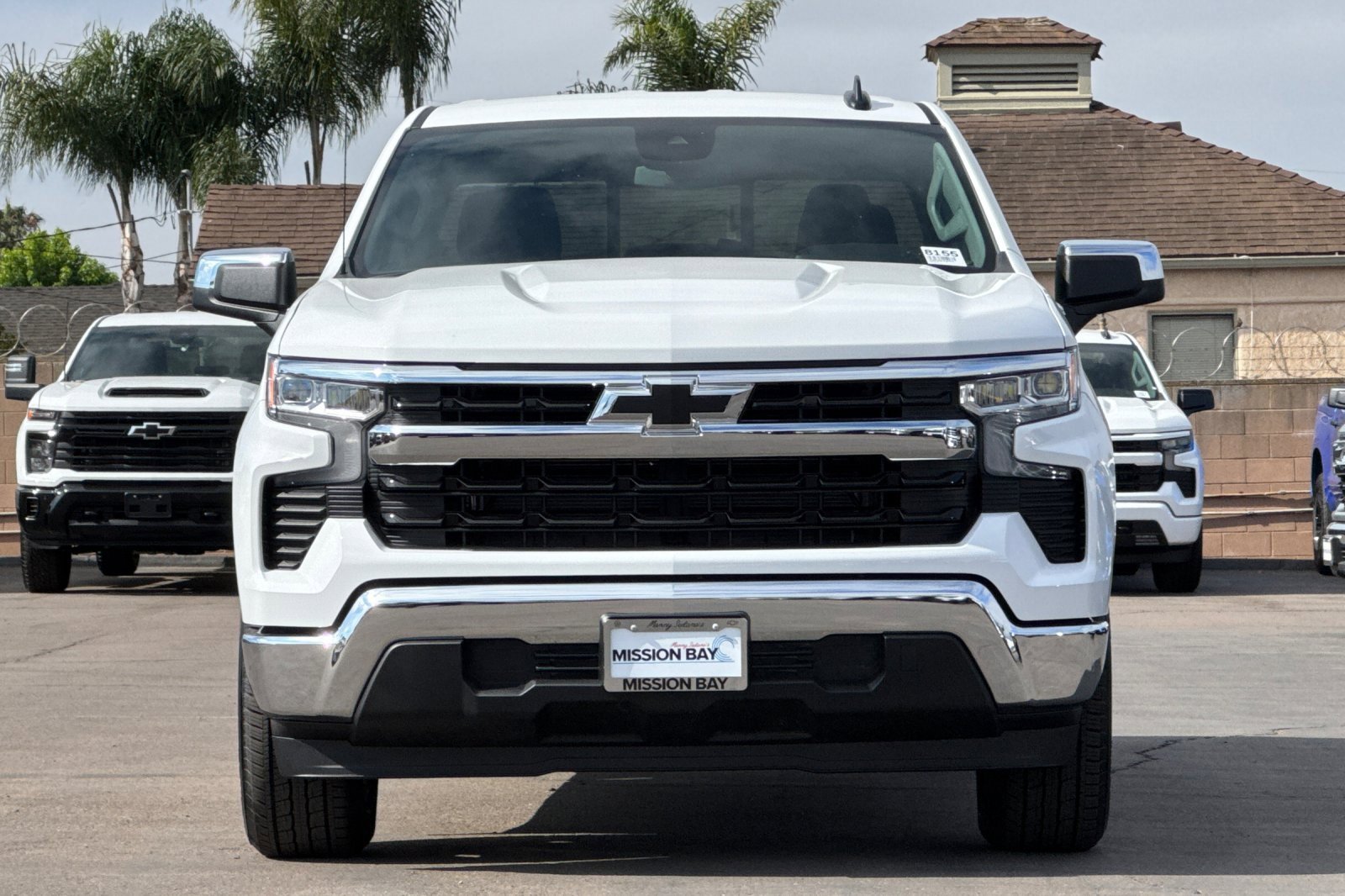 2025 Chevrolet Silverado 1500 LT photo 9