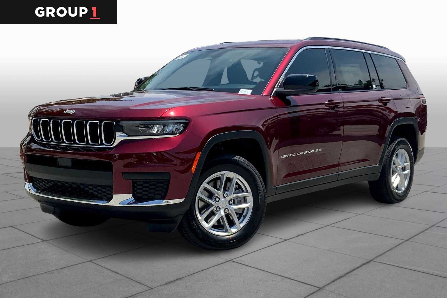 2025 Jeep Grand Cherokee L Laredo's photo