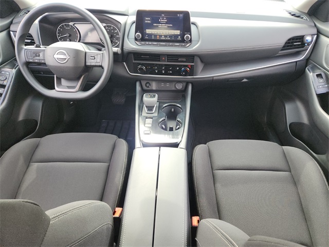 2025 Nissan Rogue S photo 9