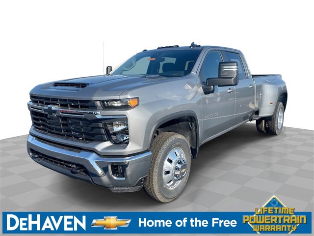 2026 Chevrolet Silverado 3500HD LT's photo