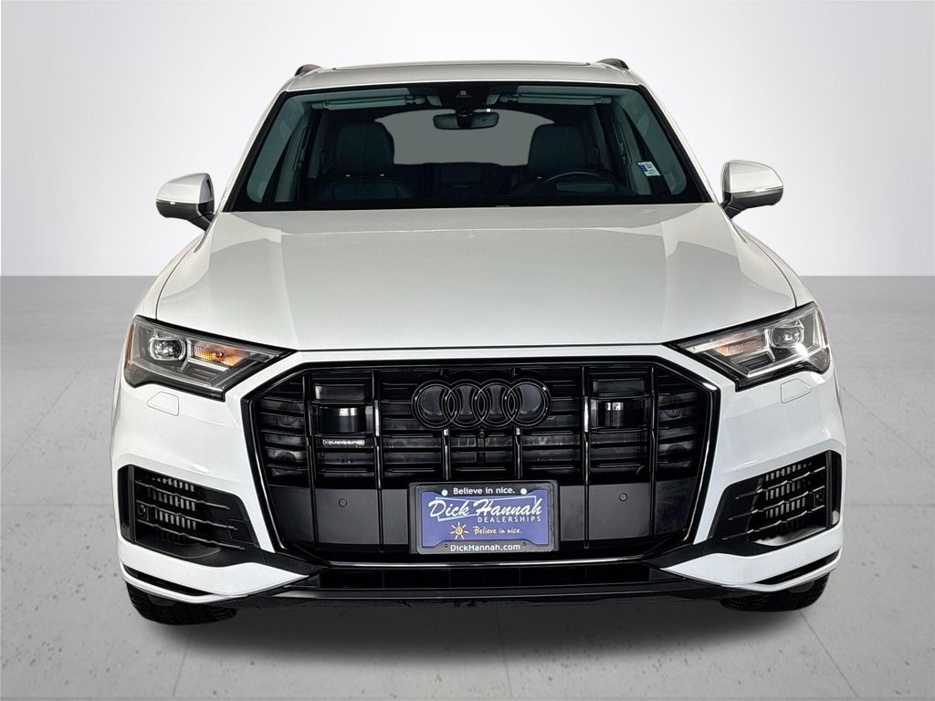 2023 Audi Q7 55 Prestige photo 3