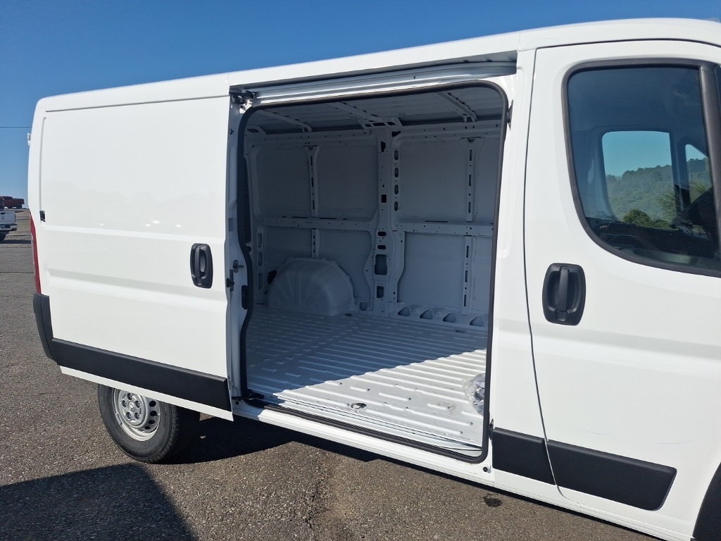 2025 Ram ProMaster 1500 photo 5