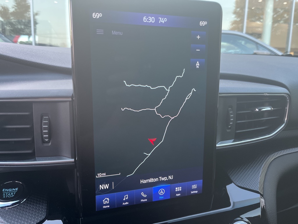 2022 Ford Explorer ST photo 7