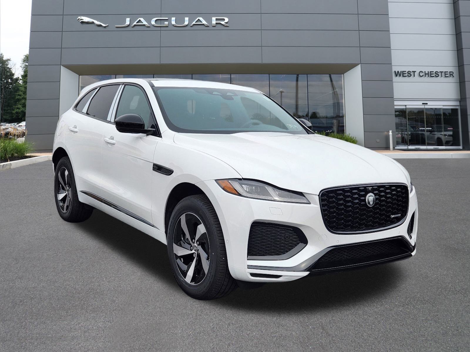 2025 Jaguar F-PACE P250 R-Dynamic S photo 2