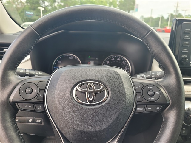 2022 Toyota RAV4 Hybrid XLE Premium photo 24