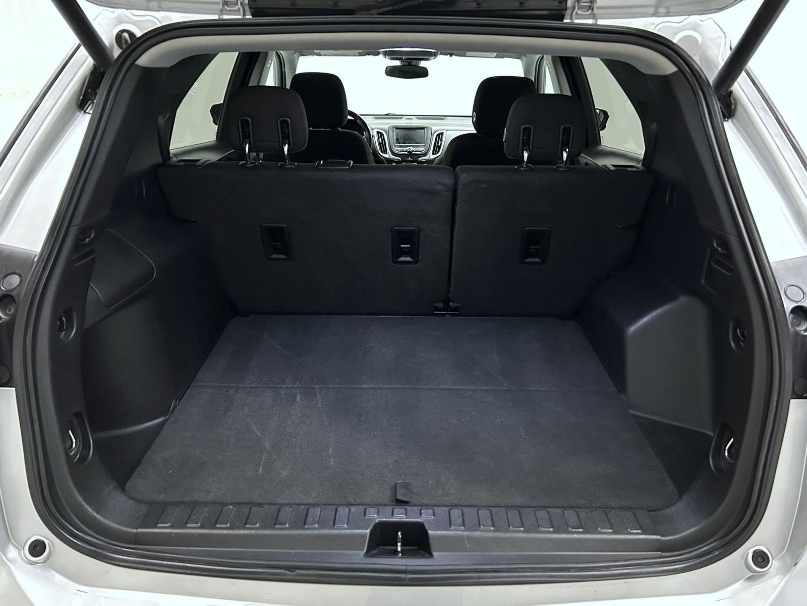 2020 Chevrolet Equinox LT photo 19
