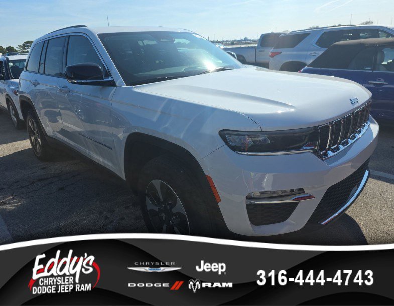 2022 Jeep Grand Cherokee 4xe's photo