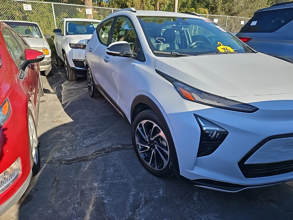 Used 2022 Chevrolet Bolt EUV Premier with VIN 1G1FZ6S08N4123098 for sale in Torrance, CA