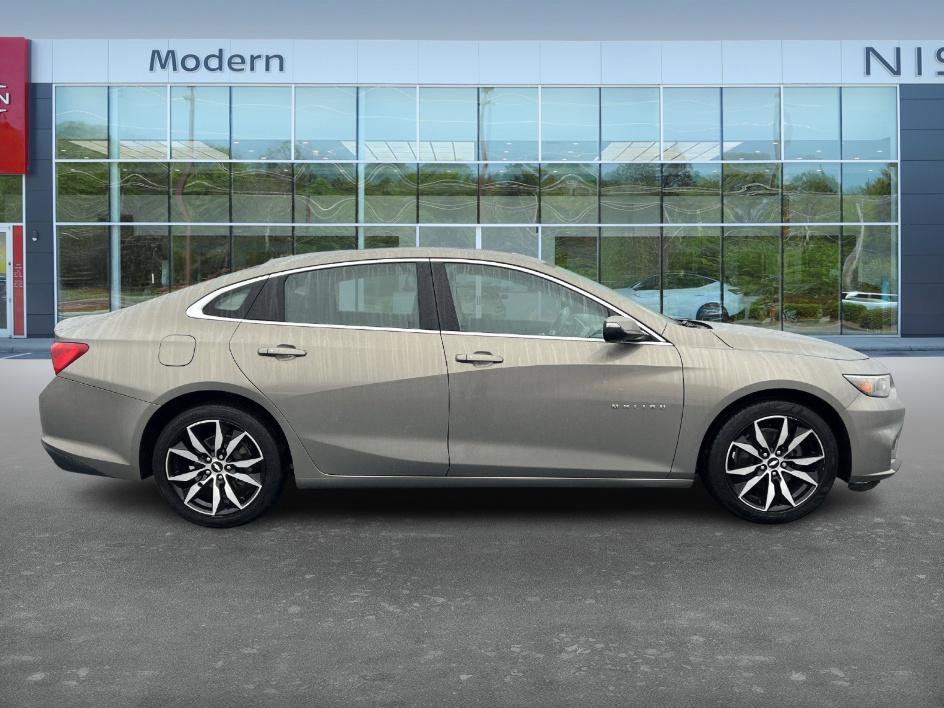 2018 Chevrolet Malibu 1LT photo 3