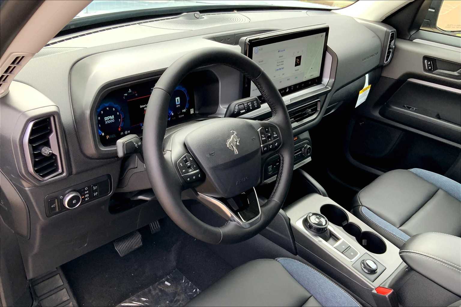 2025 Ford Bronco Sport Outer Banks photo 8