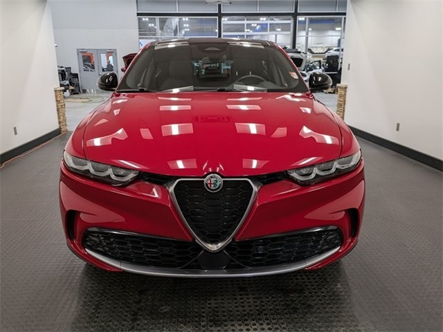 2024 Alfa Romeo Tonale Ti photo 2