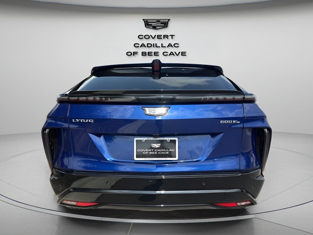 2025 Cadillac Lyriq Sport photo 8