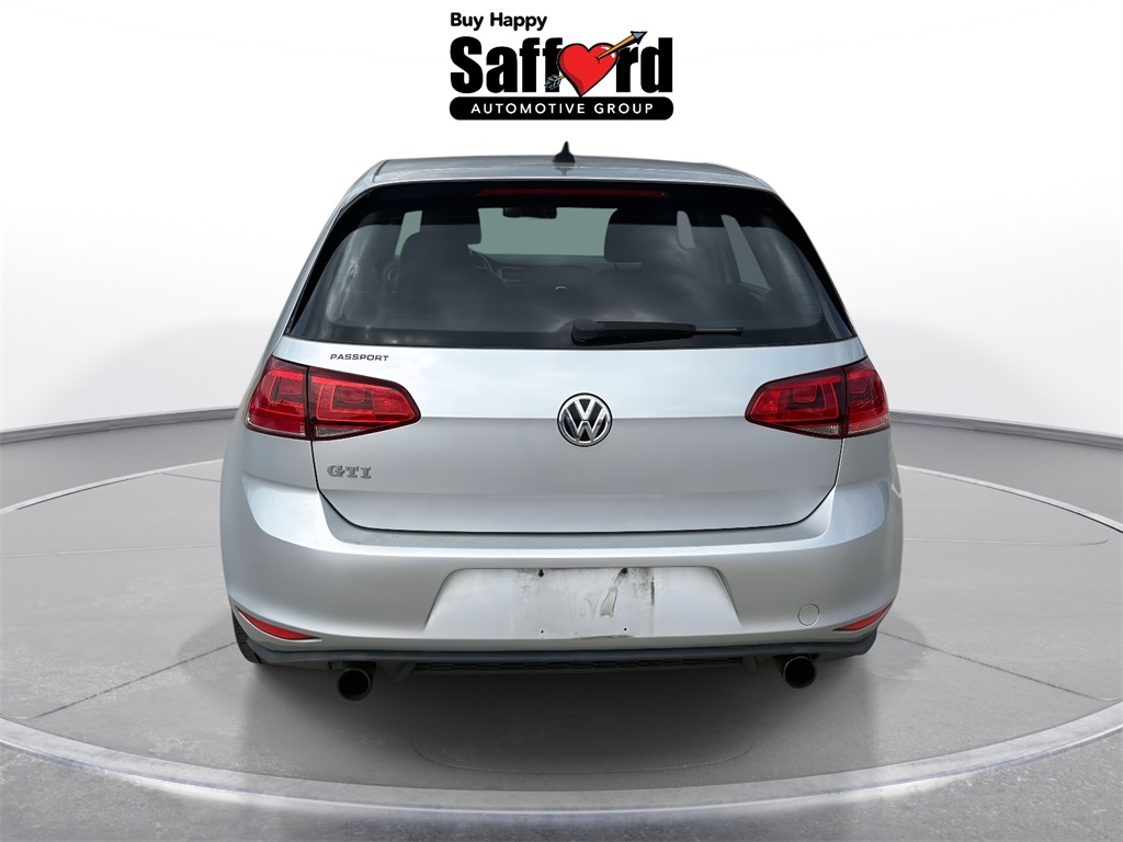 2016 Volkswagen Golf GTI SE photo 4