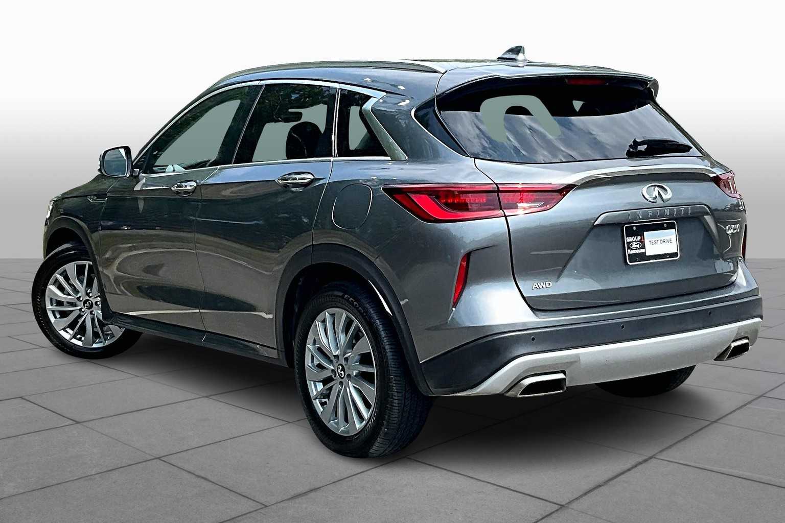 2024 Infiniti QX50 Luxe AWD photo 11