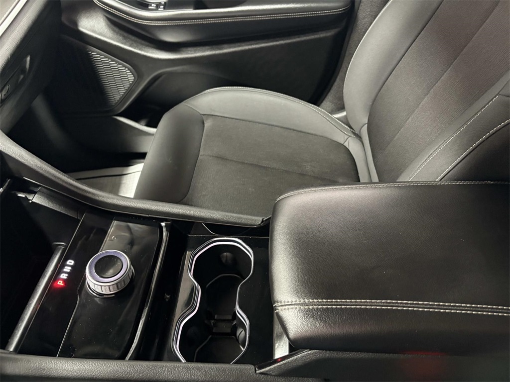 2023 Jeep Grand Cherokee Laredo photo 16